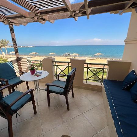 Amazing Beachfront Townhouse Chalet Ain Sokhna Lavista 1 アインソフナ エクステリア 写真